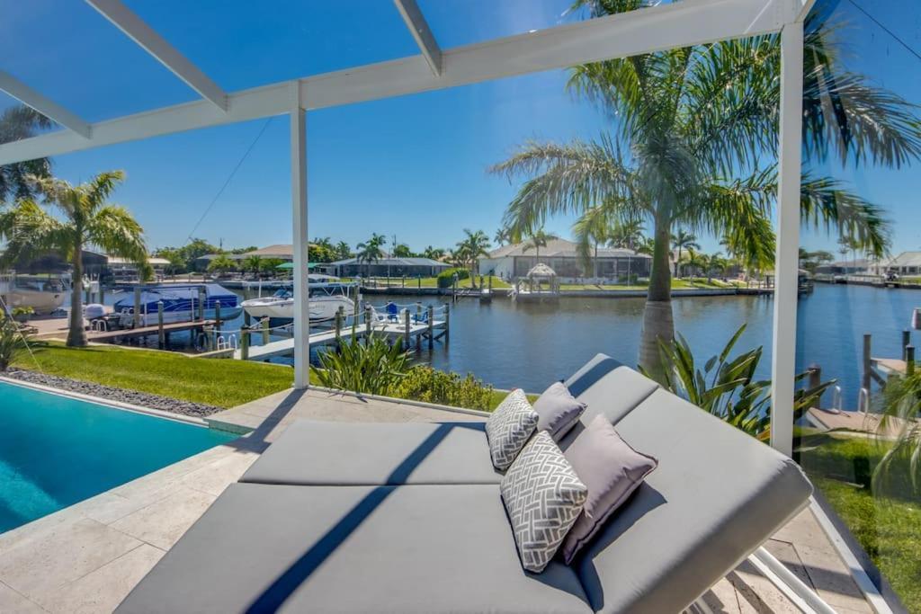 Villa Sensation By Coralvilla - New,Modern With Pool Cape Coral Exterior photo