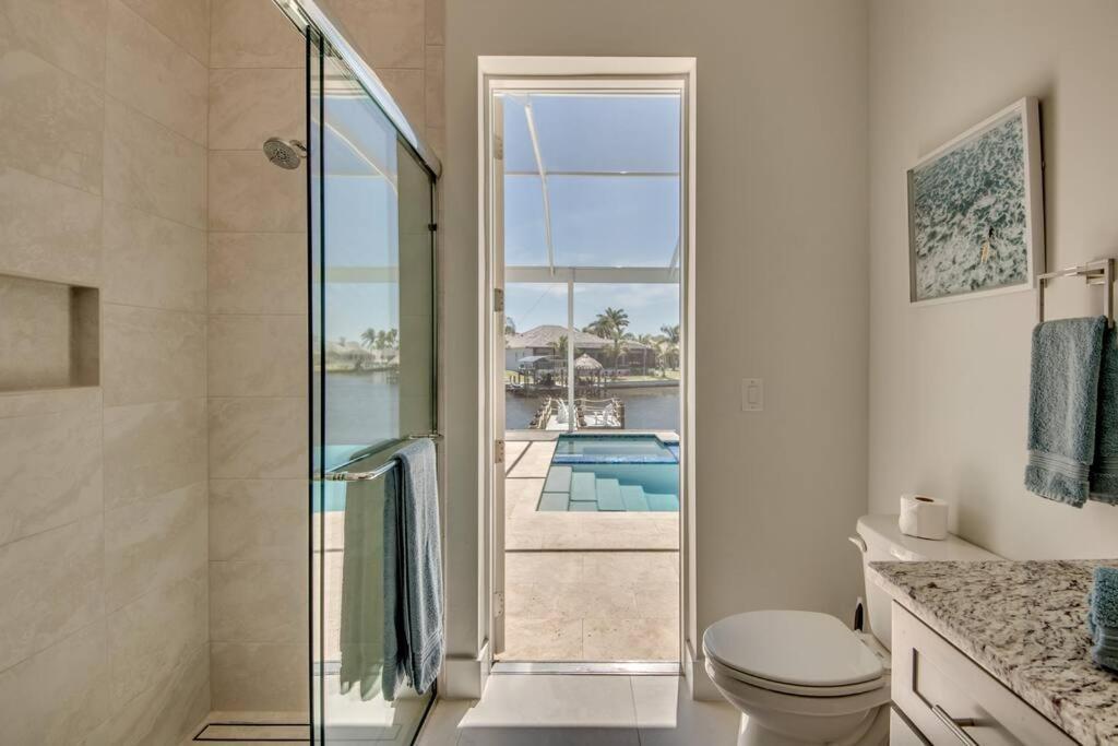 Villa Sensation By Coralvilla - New,Modern With Pool Cape Coral Exterior photo